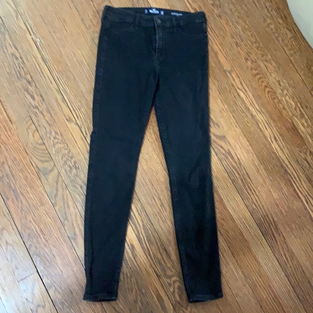 Holister black skinny jeans